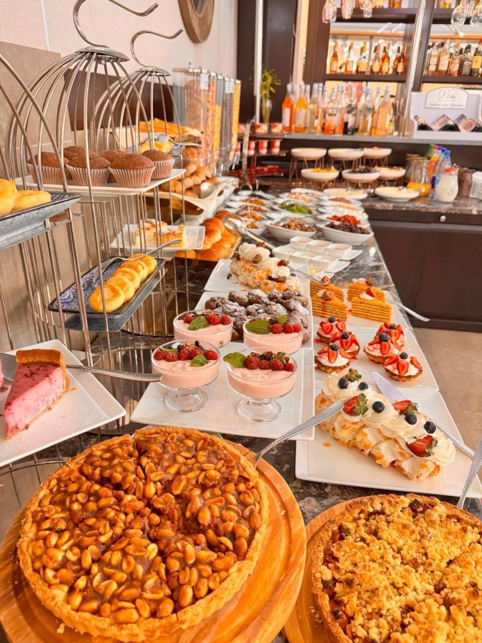 Garden Hotel Bishkek Exterior photo